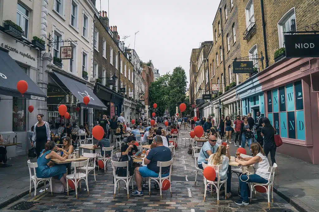 Dans les Seven Dials à Londres - Photo de Paul Hudson - Licence ccby 2.0