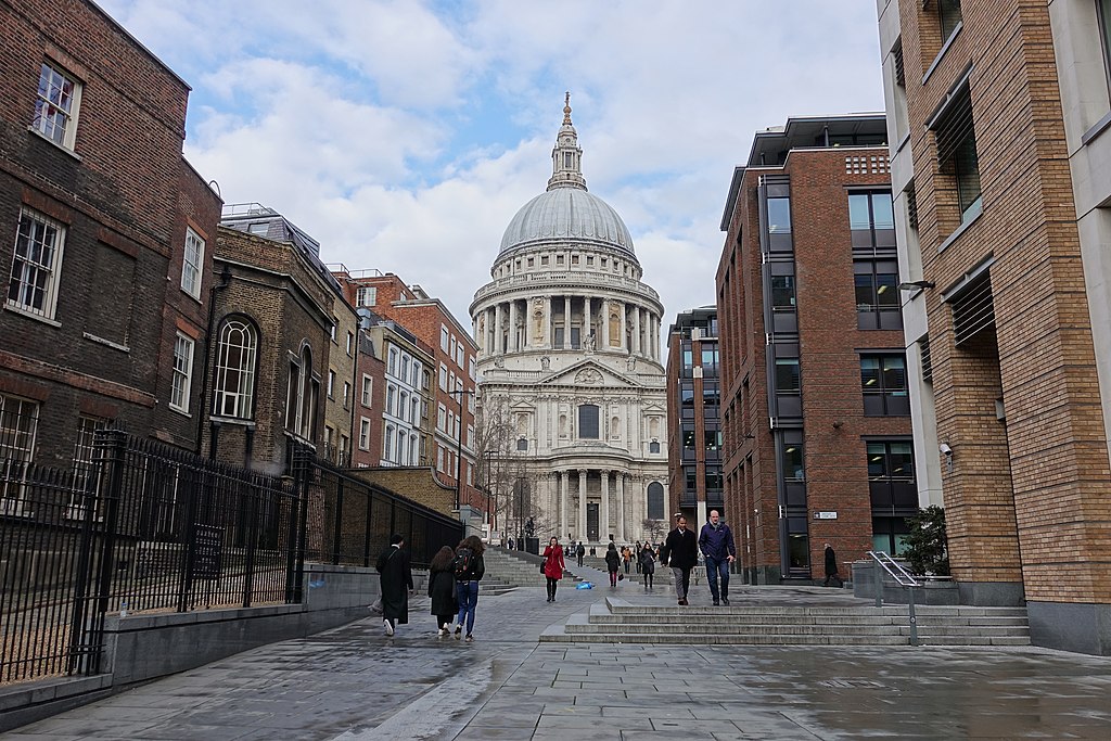 Cathedrale Saint Paul de Londres dans la City - Photo de CrisNYCa