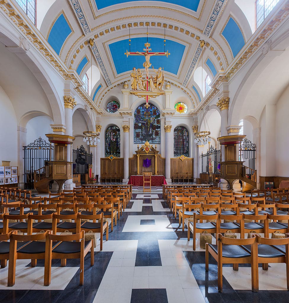 Dans l'église St Mary le Bow dans le quartier de la City à Londres - Photo de DAVID ILIFF. License: CC BY-SA 3.0