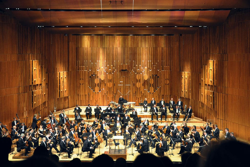 Salle de concert du Barbican Hall dans la City à Londres - Photo d'User-FA2010