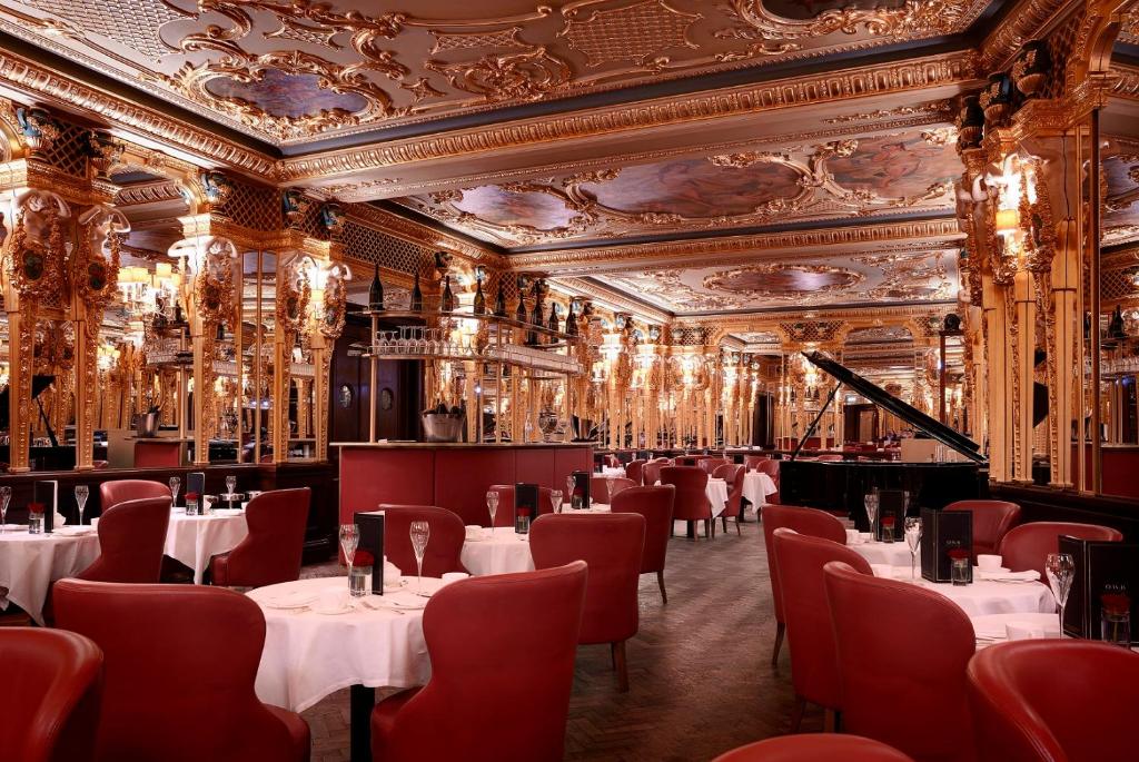 Cafe Royal, hotel dans le centre de Londres.