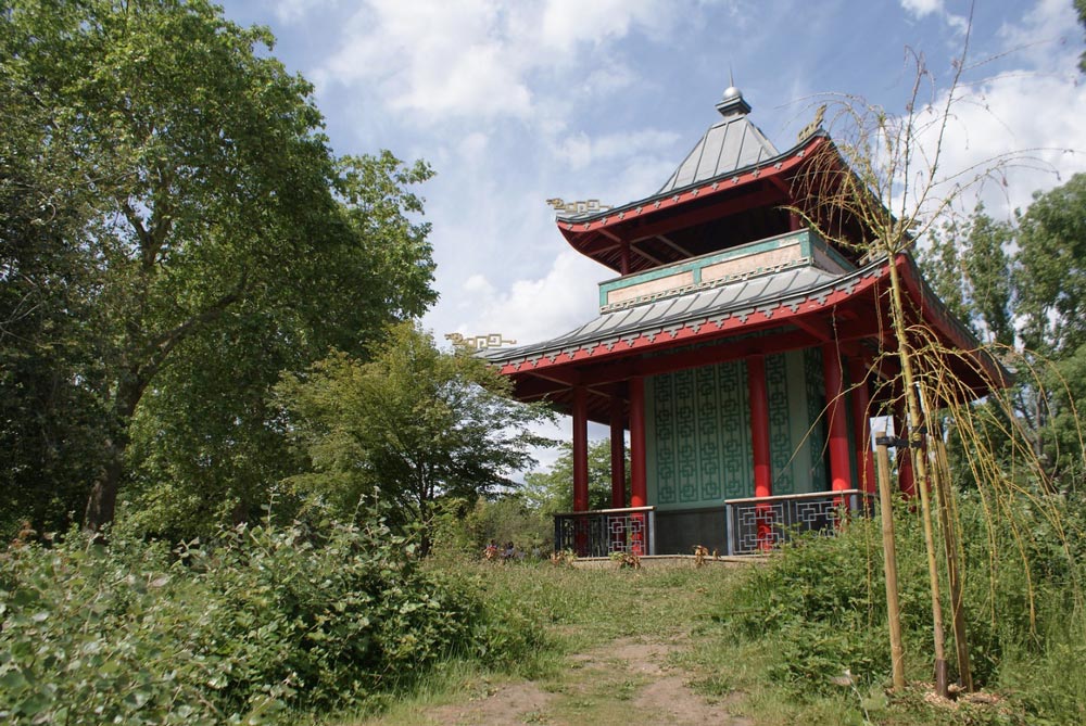 Pagode chinoise du Victoria park à Londres.