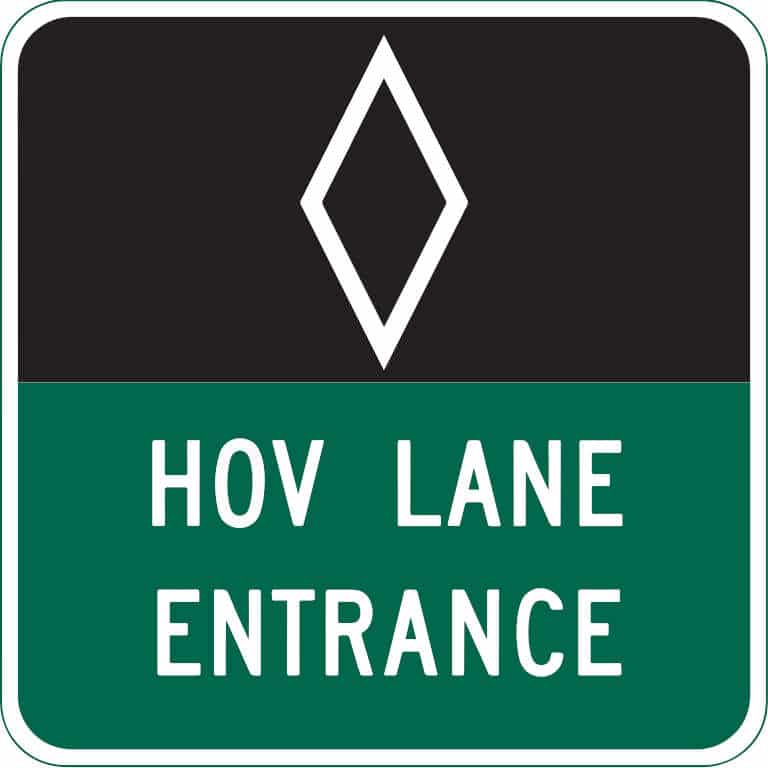 Signalisation d'une voie réservée aux véhicules à occupation multiple (HOV lane ou carpool lane).