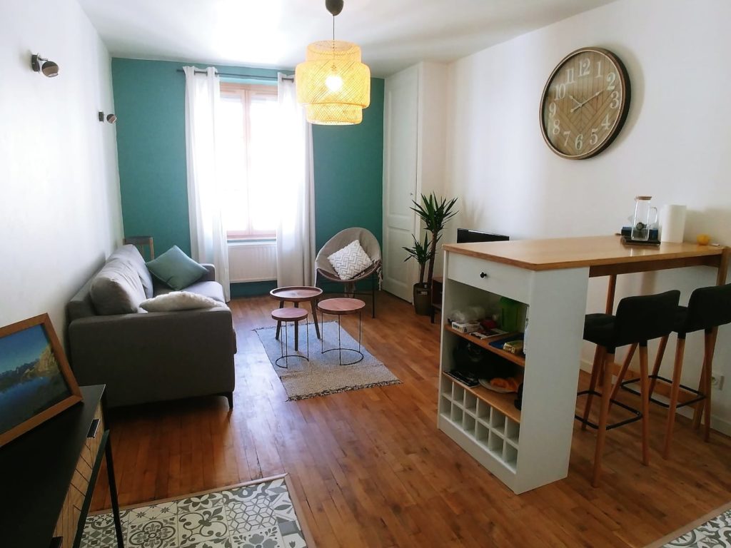 Airbnb à Lyon : Location d'appartement joli et charmant.