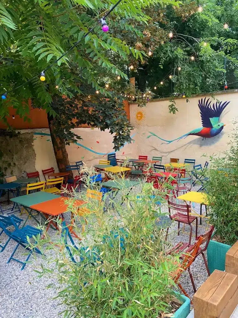 Auberge de jeunesse Yasi Hostel près de la gare de la Part Dieu