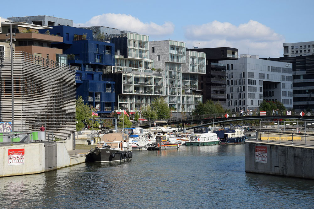 Darse, marina ou pôle nautique de Confluence à Lyon.