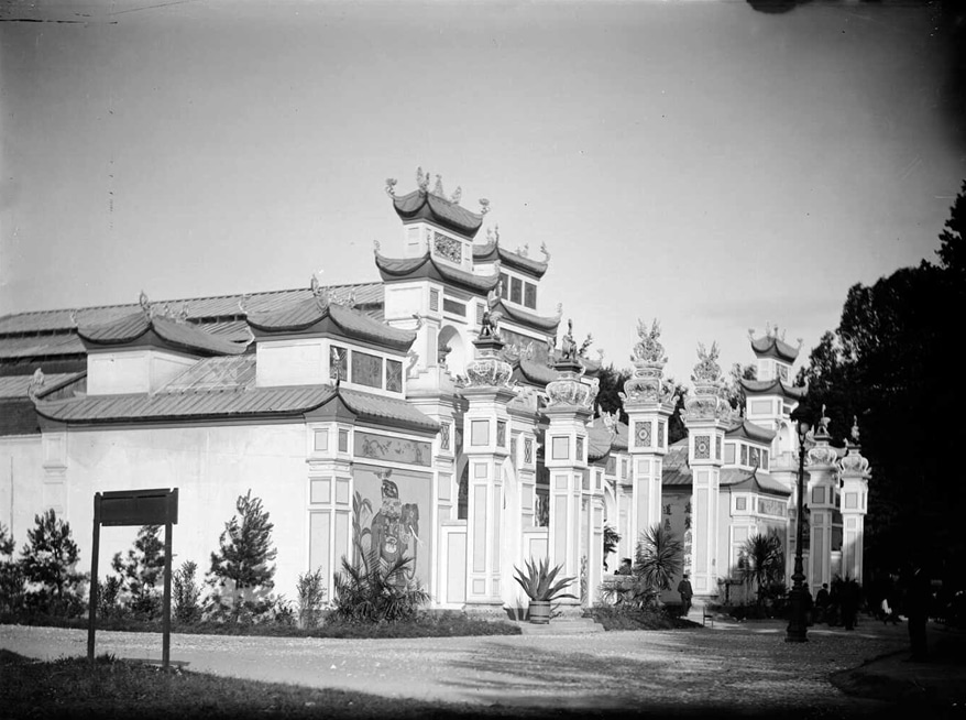 Pavillon de l'Indochine à l'exposition universelle de 1894 à Lyon.