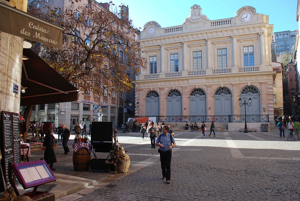 Place du Change dans le quartier Saint Jean à Lyon - Photo de Jean Housen