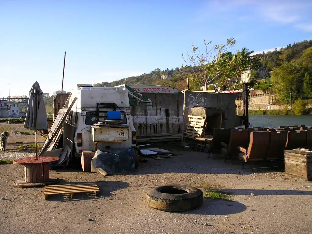 Quai de Saône avant la construction du quartier confluence a Lyon.