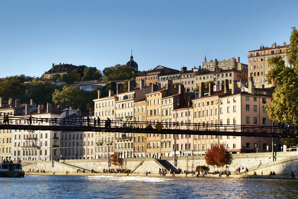 Passerelle Saint Vincent depuis la Saône à Lyon.