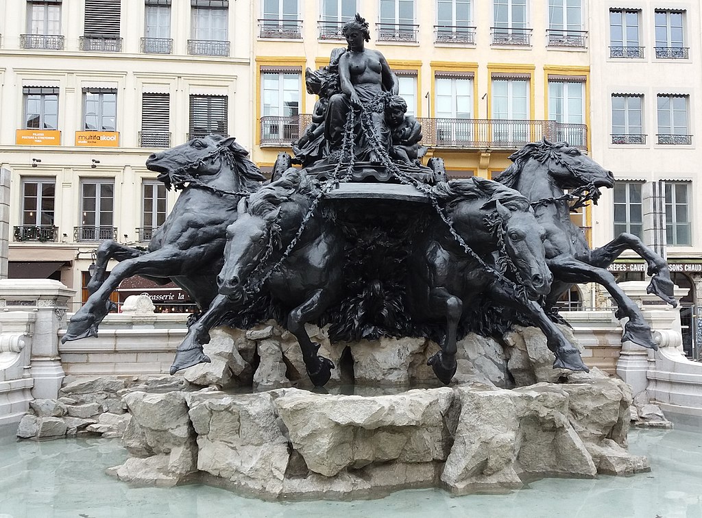 Fontaine Bartholdi sur la place des Terreaux à Lyon - Photo Romain Behar