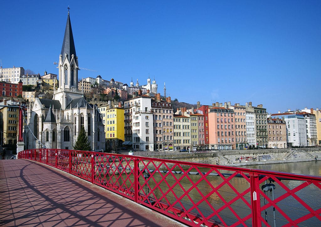 Eglise Saint Georges dans le Vieux Lyon - Photo de Phinou