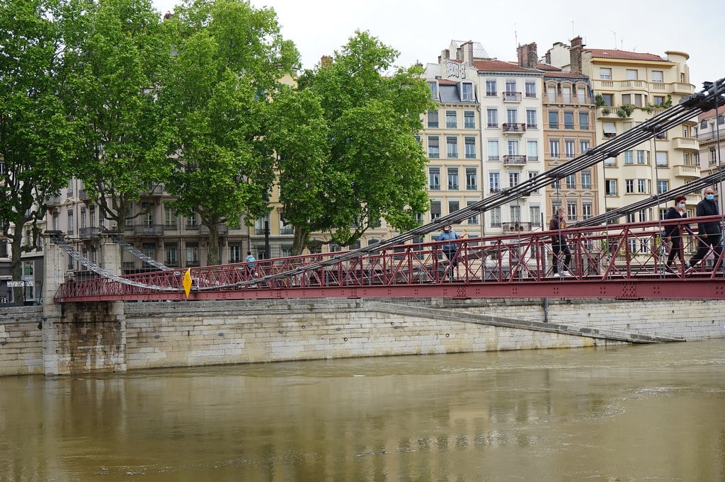 Passerelle Saint Vincent au dessus de la Saône à Lyon.