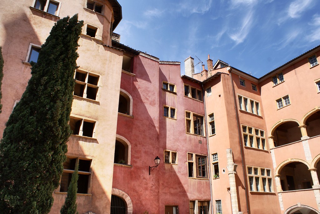 Musée de la Miniature et cinéma dans la « Maison des Avocats » dans le Vieux Lyon.