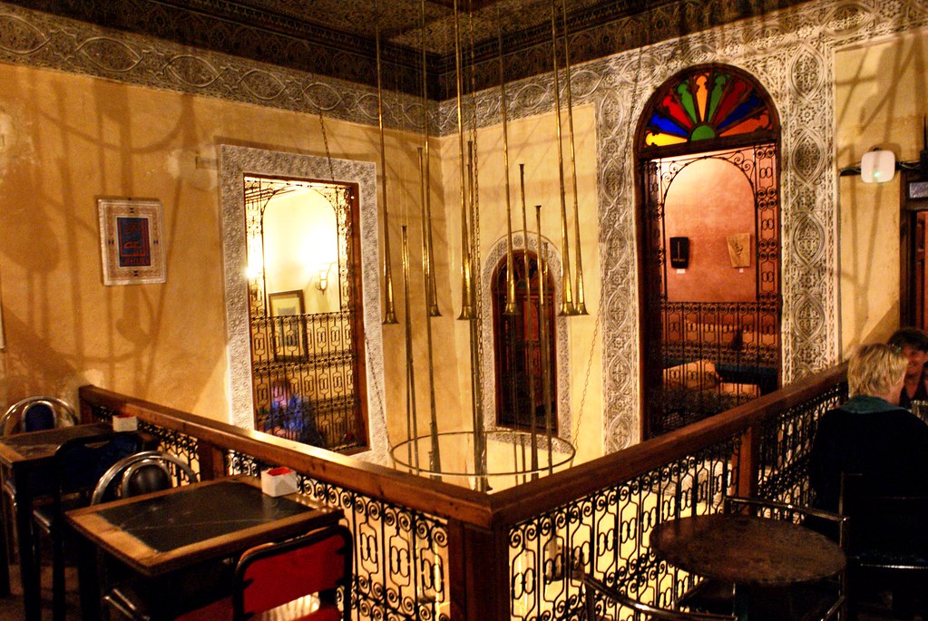 Patio du Café Clock à Fès.