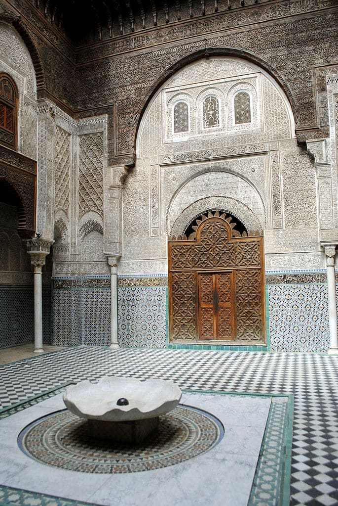 Dans la Medersa Al Attarine à Fès - Photo de Just_a_cheeseburger