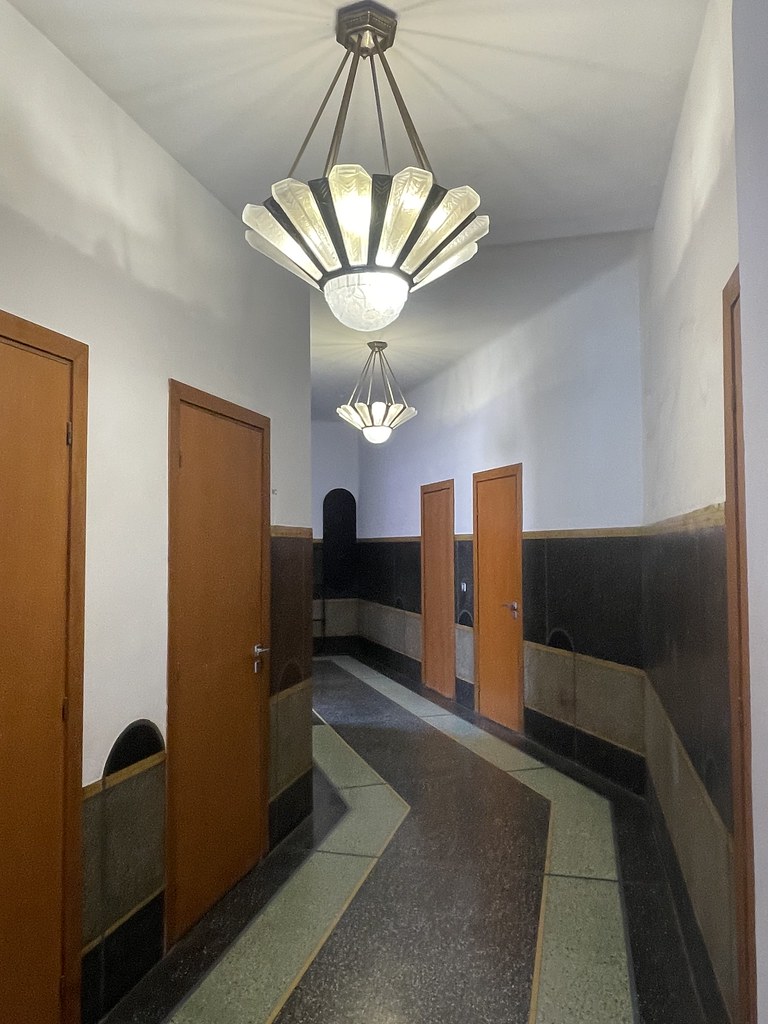 Couloir du Comptoir des mines.