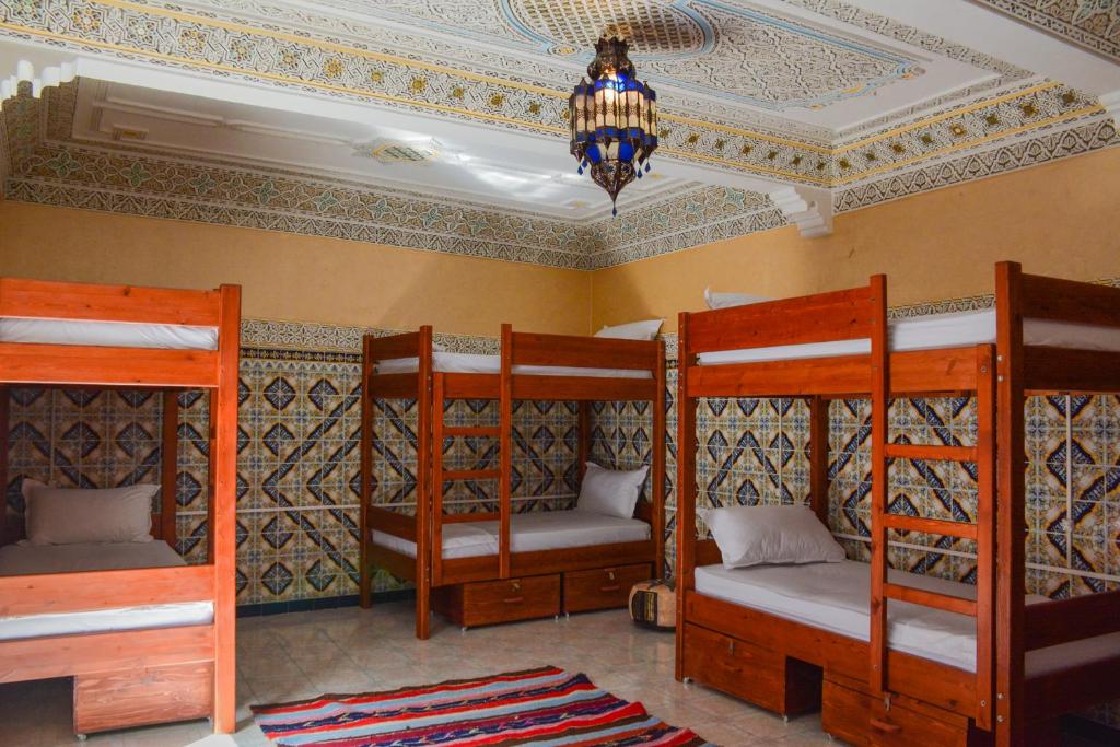 Dortoir de l'auberge Mosaïc hostel à Marrakech.
