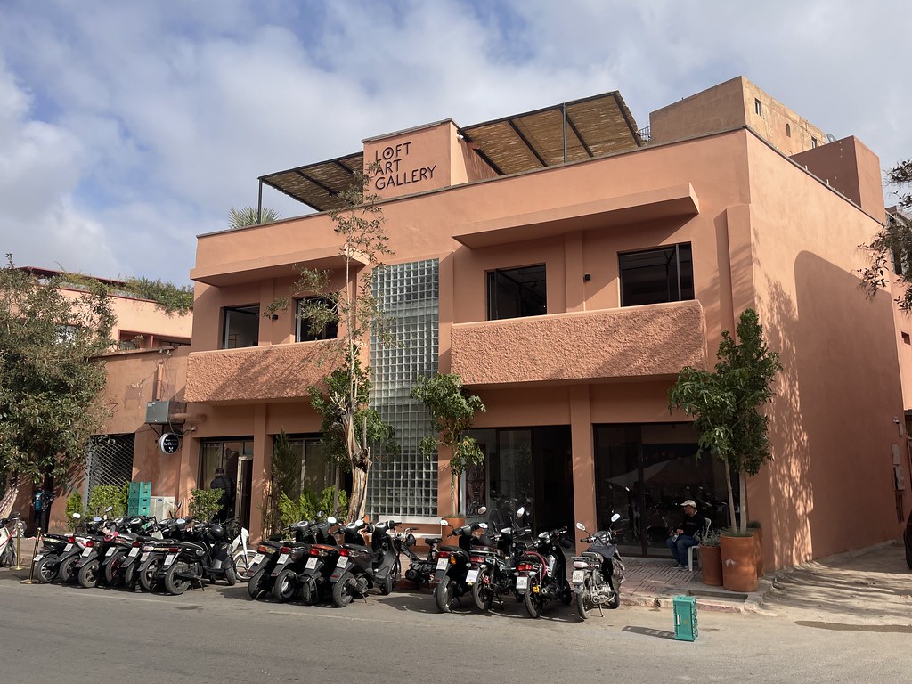 Façade du Loft Art Gallery à Marrakech.