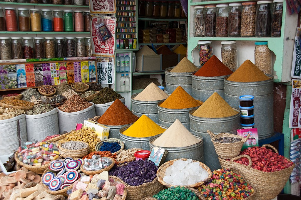 Lire la suite à propos de l’article Souks de Marrakech : Parcours de visite et conseils
