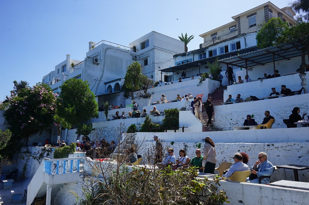 Terrasses du café Hafa à Tanger.