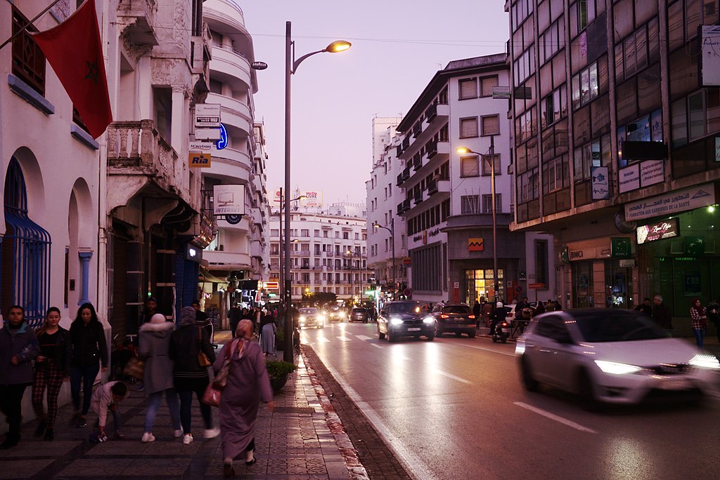 Boulevard Pasteur dans le centre ville de Tanger - Photo de Nicolas Vigier - Licence c0