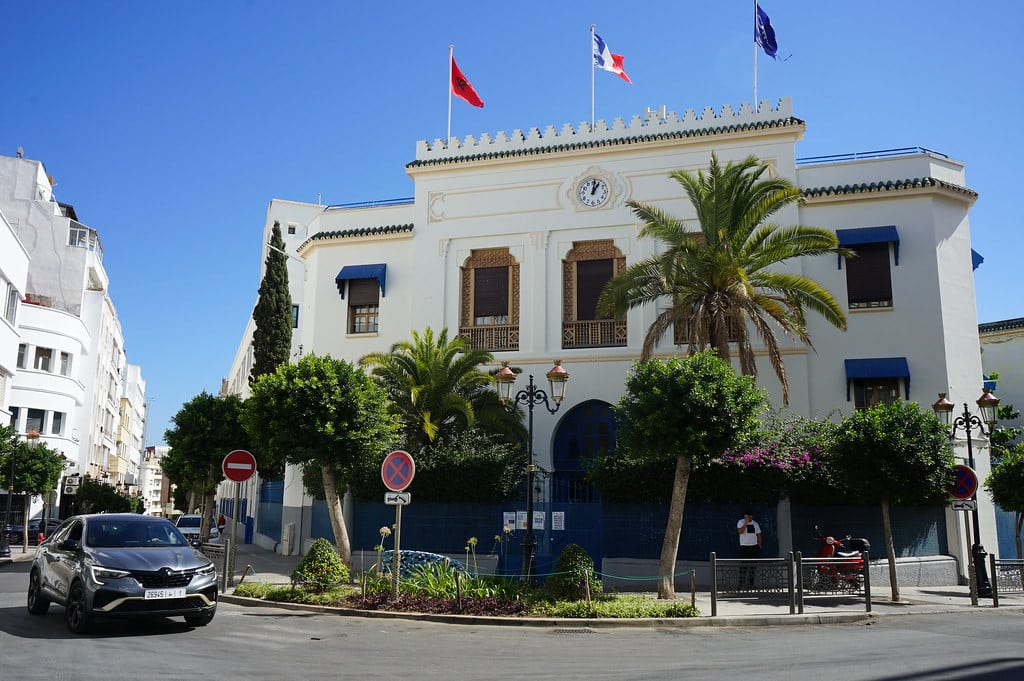 Façade du Lycée français Regnault à Tanger.