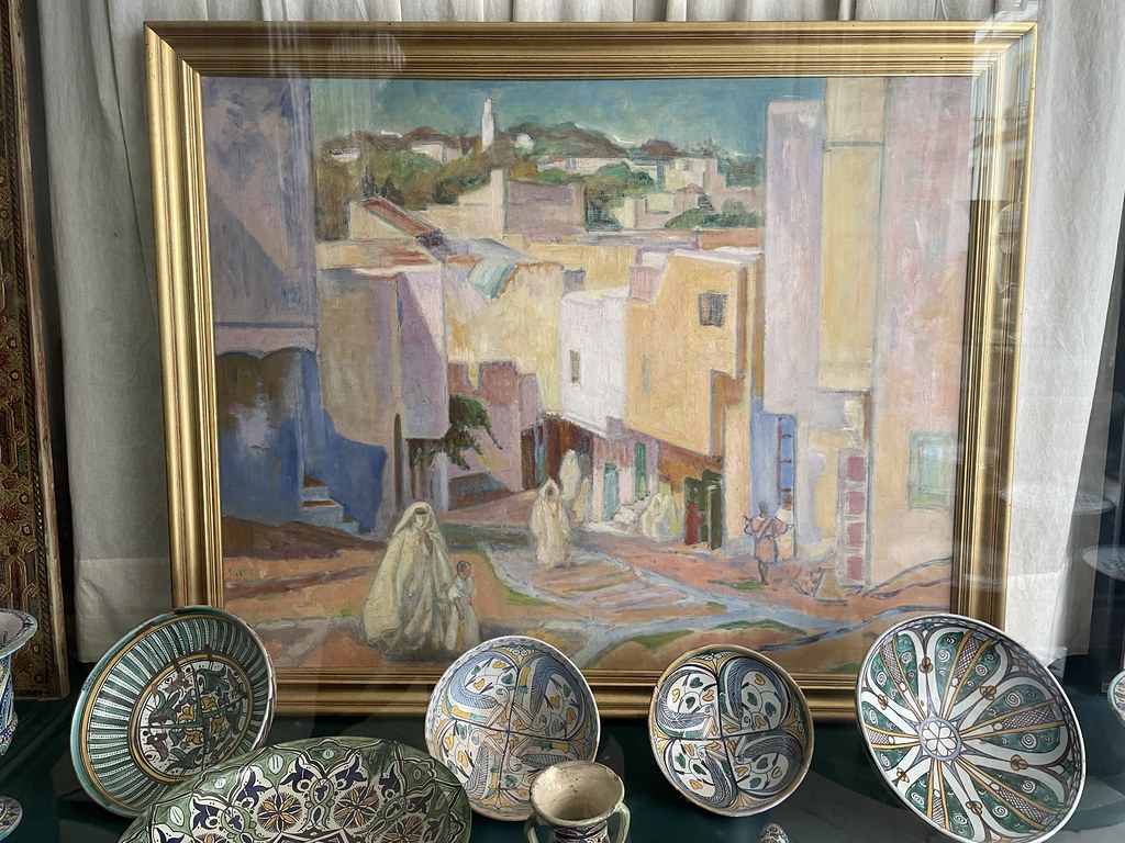 Dans la galerie Tindouf à Tanger.