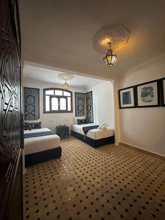 Chambre de l'hotel Kasba blanca dans la Kasbah de Tanger.
