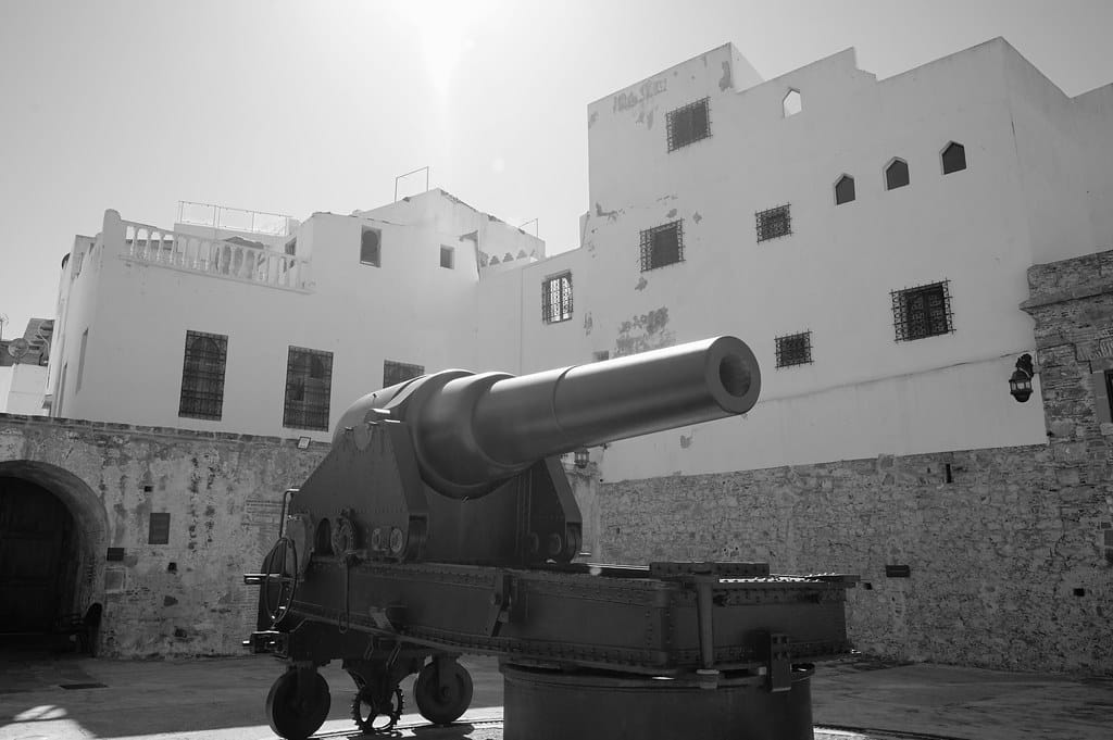 Canon Amstrong au Musée des fortifications de Tanger.