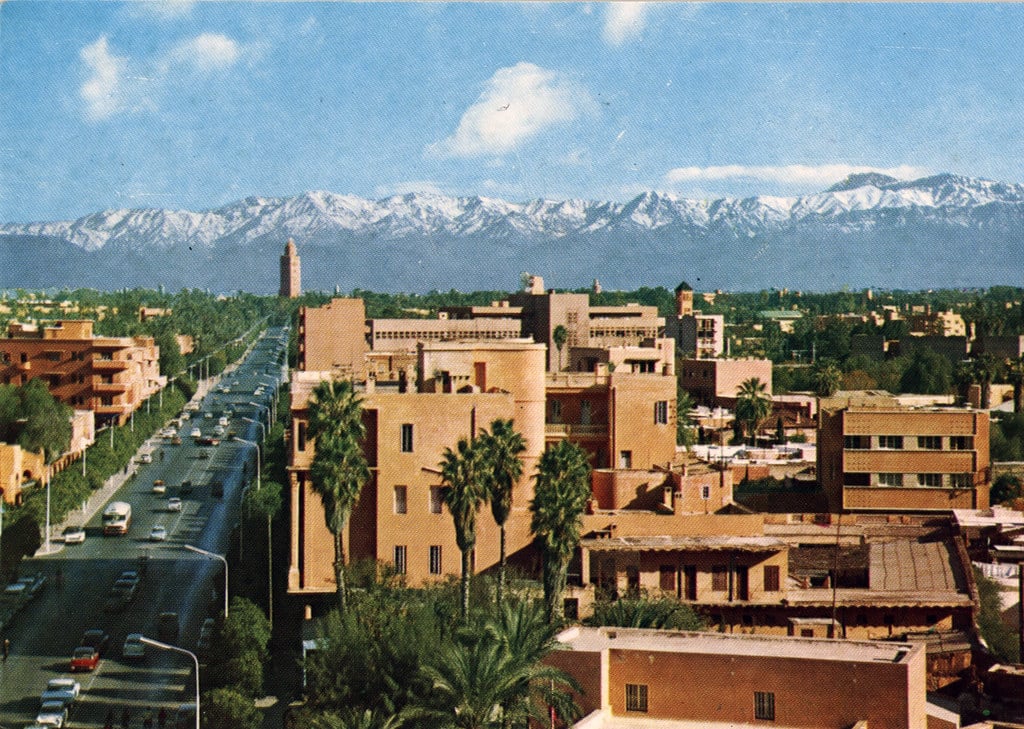 Quartier de l’Hivernage à Marrakech sur une carte postale dans années 1970/1980.