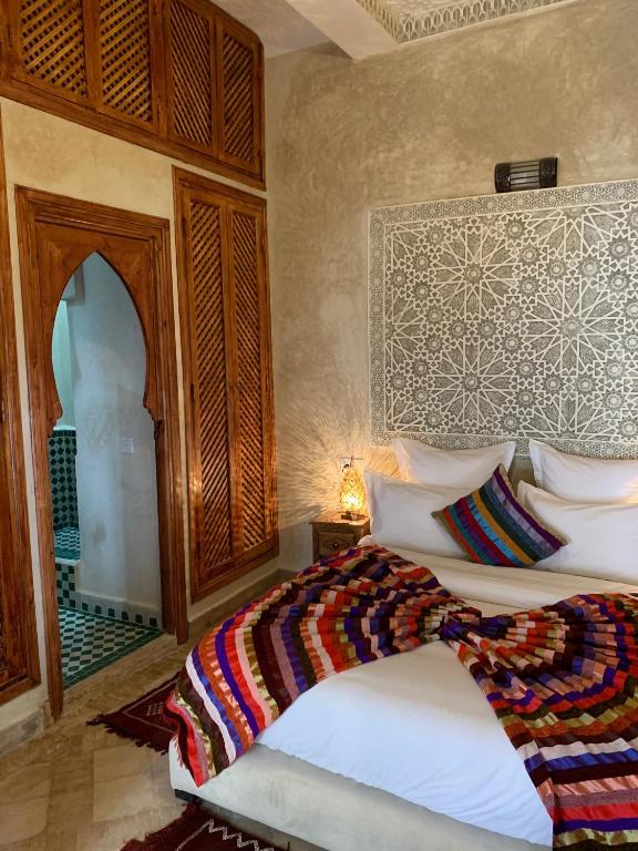 Chambre du Riad Abaka à Marrakech.