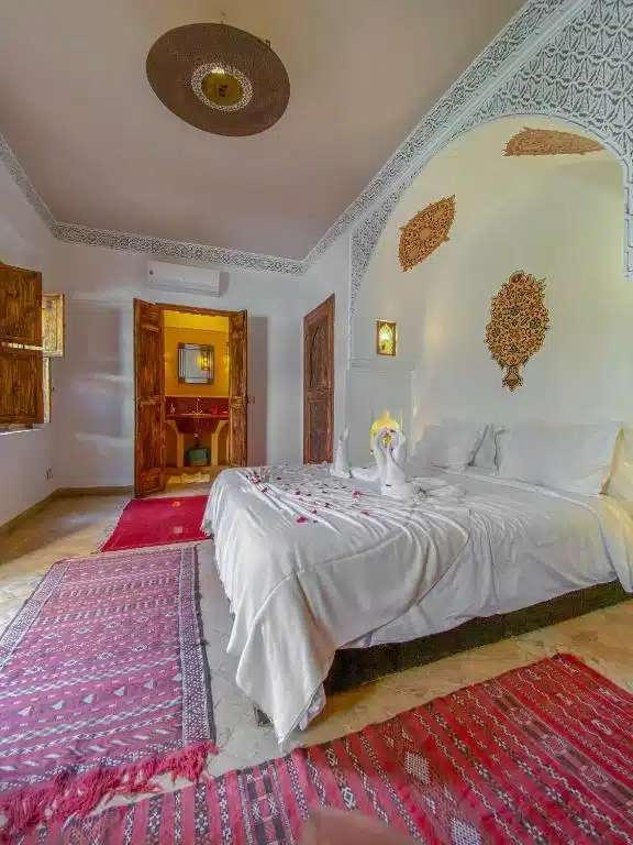 Chambre du Riad Anya SPA à Marrakech.