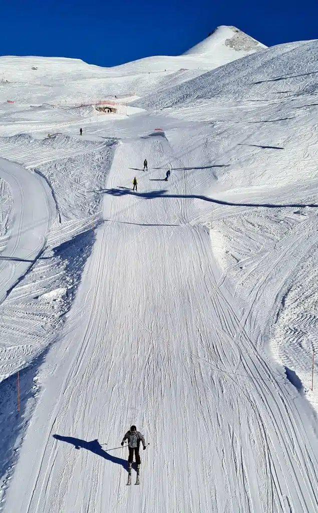 Piste de ski de la station de la Plagne - photo de Pline - Licence ccbysa 4.0