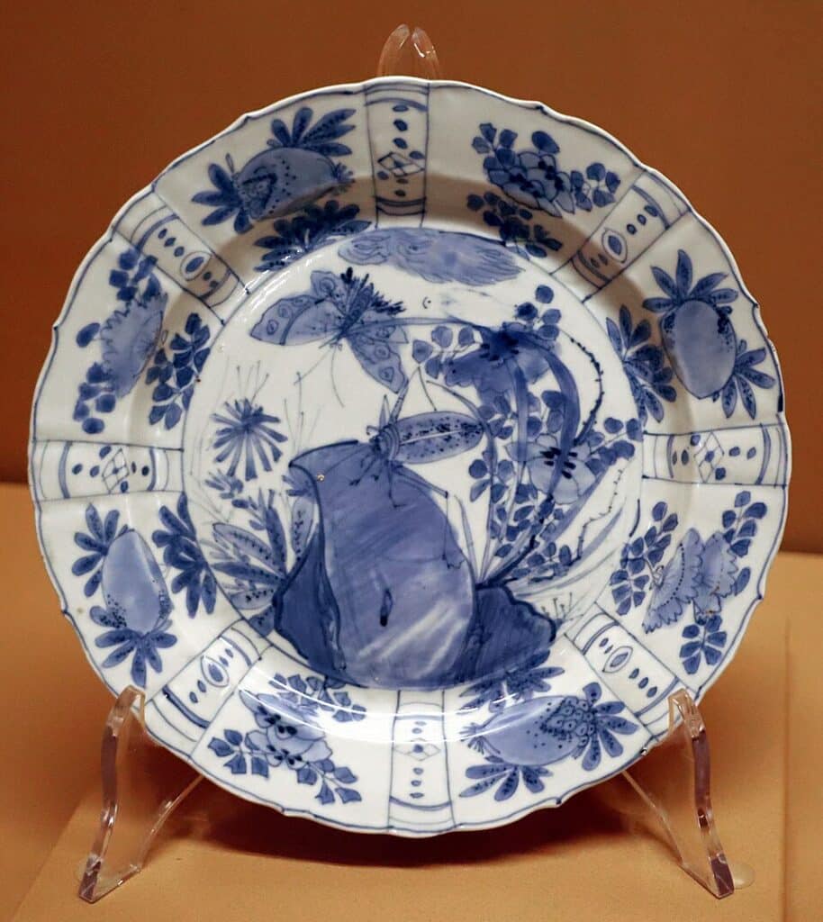 Plateau de la Dynastie Ming au Museo Duca di Martina (dans la Villa Floridiana) à Naples. Photo de Sailko - Licence CCBY 3.0
