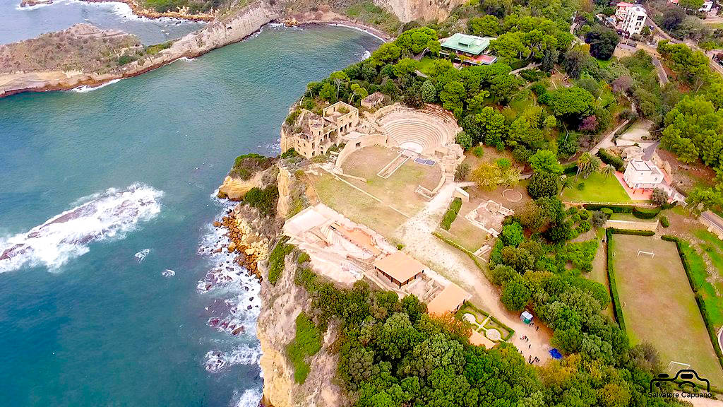 Vue aérienne sur le Parc archéologique de Posillipo - Photo Salvatore Capuano -Licence ccbysa 2.0