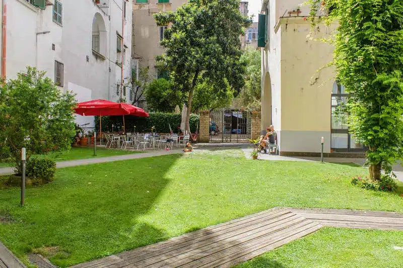 Hostel Controra, auberge de jeunesse à Naples.