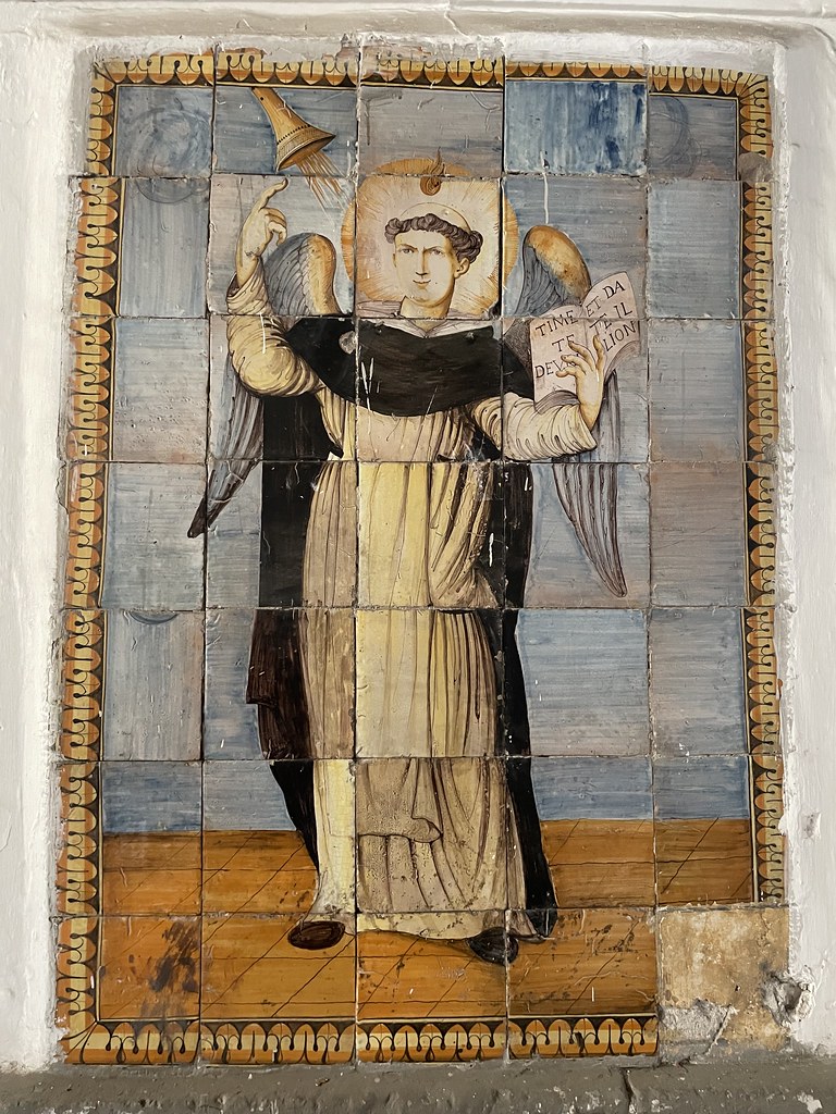 Faïence assez rigolote dans les catacombes San Gaudioso à Naples.