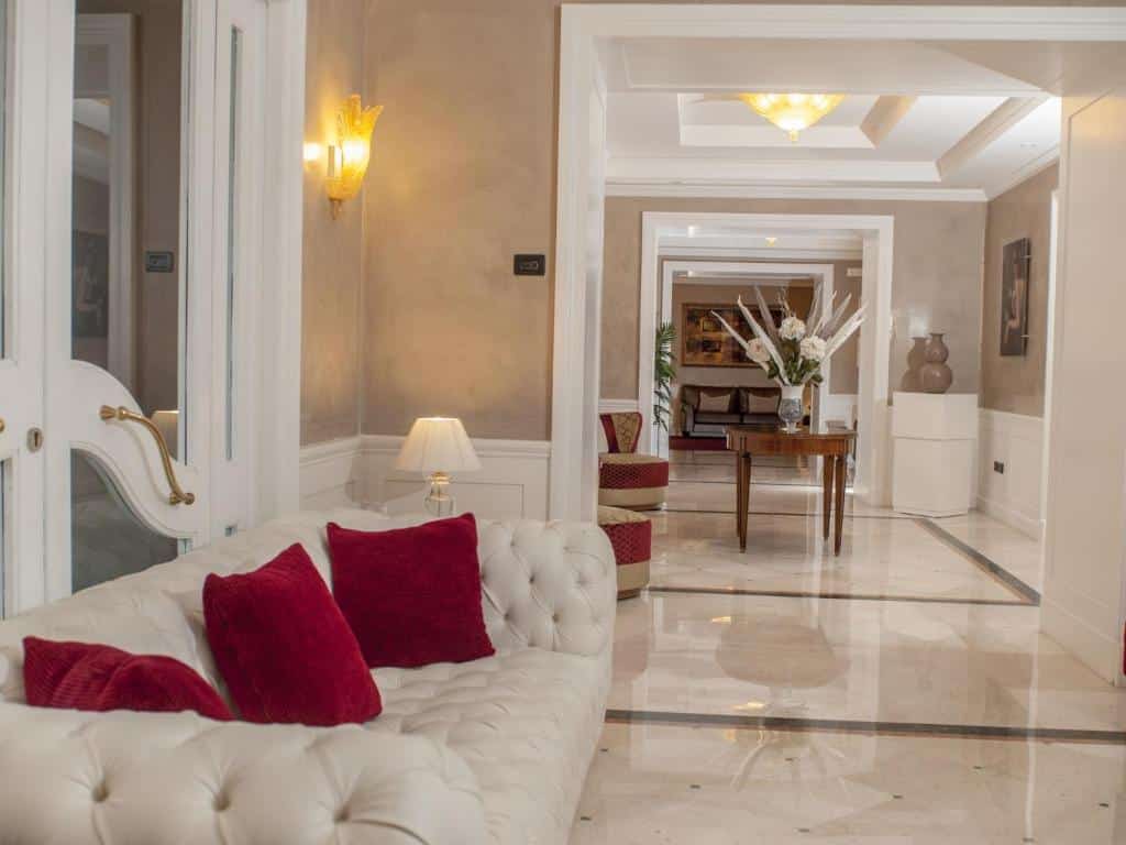 Dans l'Hotel San Pietro à Naples.