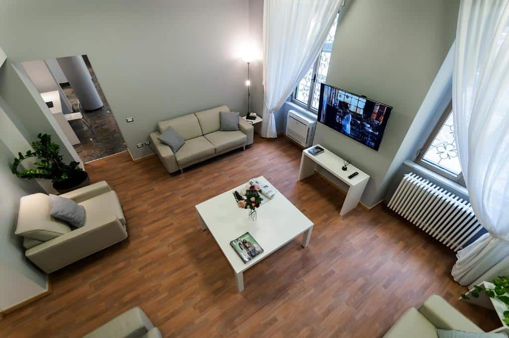 Salon commun de l'Hotel Villa Albina à Naples.