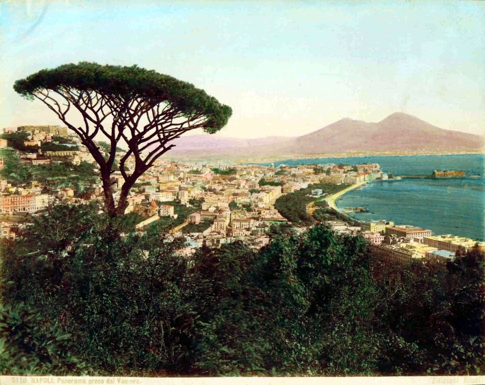 Vue sur Naples depuis les hauteurs de Mergellina / Posillipo - Photo de Giacomo Brogi