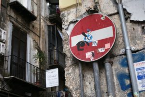 Street art à Naples : Banksy, BLU et les autres