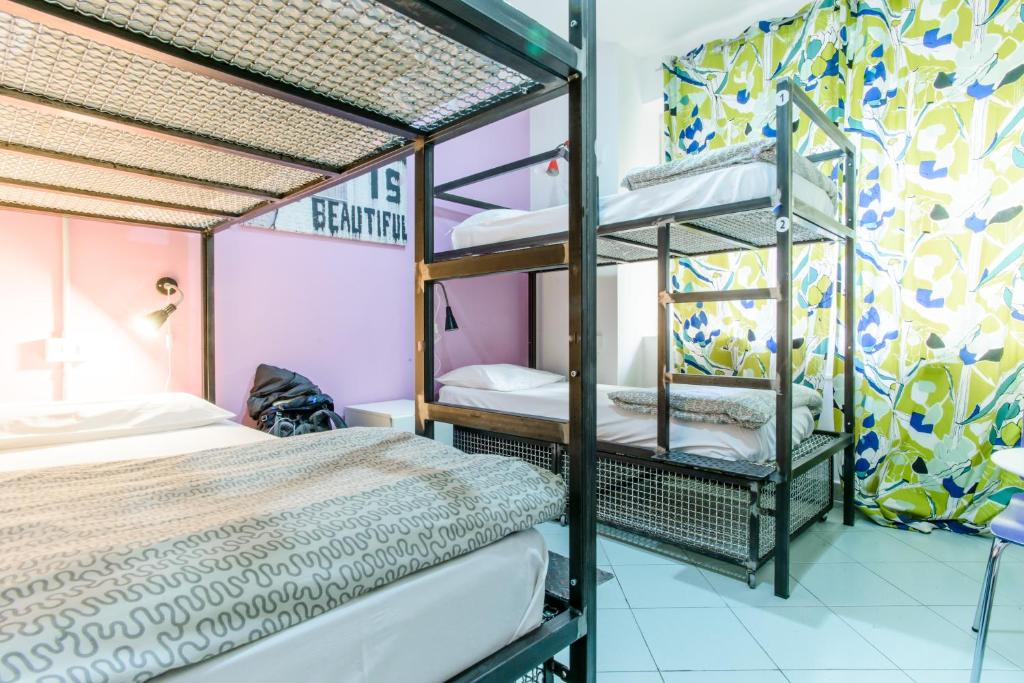 Hostel of the Sun, auberge de jeunesse à Naples.