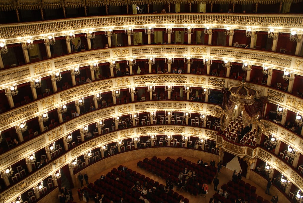 Dans l'Opera San Carlo à Naples.