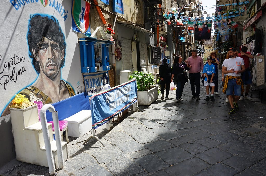 Fresque dédiée à Diego dans le quartier de la Sanita à Naples.