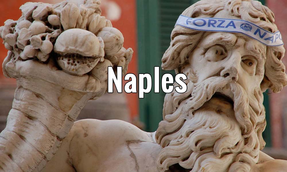 Visiter Naples en Italie pendant un week-end ou plus. Photo de Raffaele Esposito Visiter Naples en Italie pendant un week-end ou plus. Photo de Raffaele Esposito