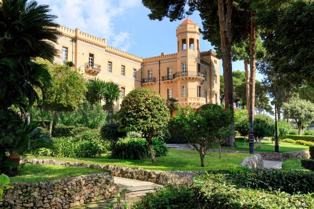 Hotel de luxe Rocco Forte Villa Igiea à Palerme côté jardin.