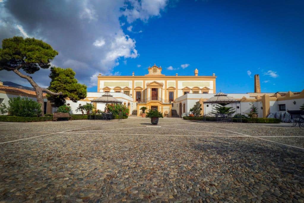 Villa del Gattopardo, palais et hotel de luxe à Palerme.