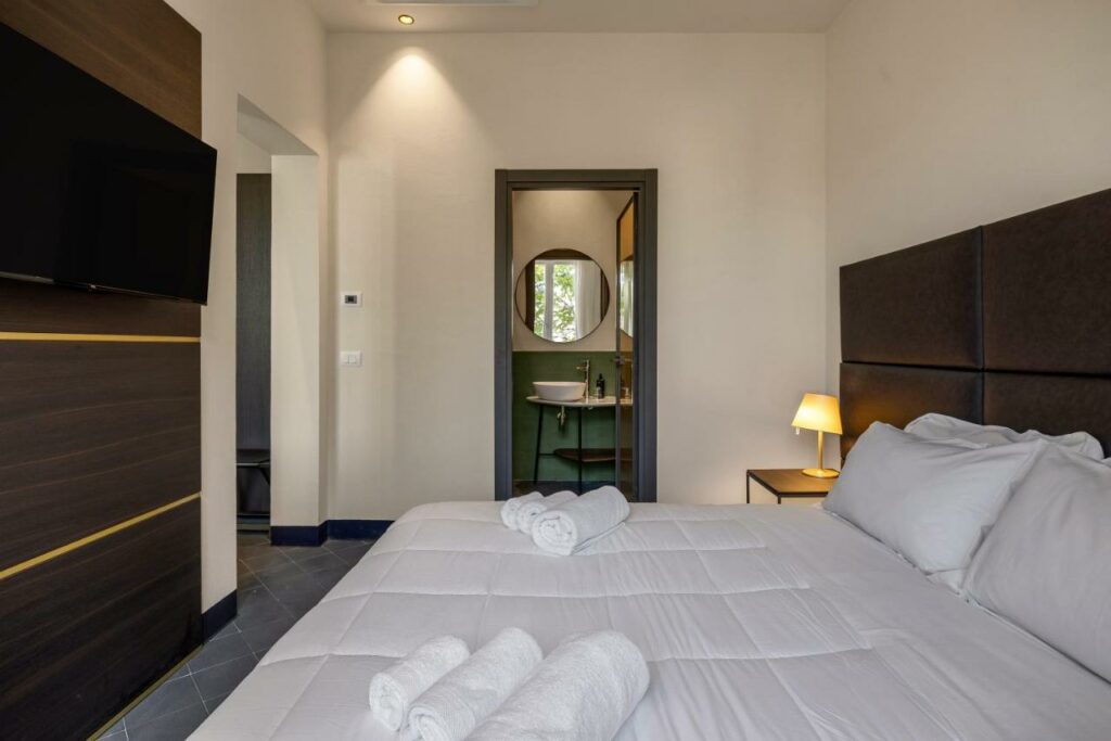 Chambre de l'hotel du Locanda Santamarina à Palerme.