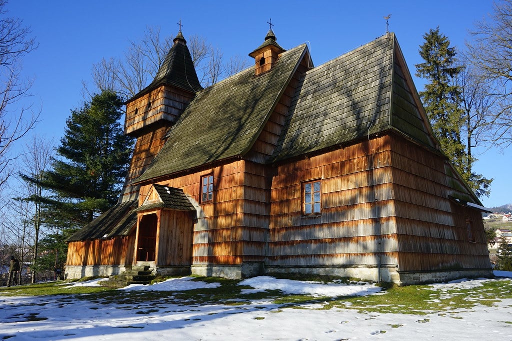 Eglise en bois de Grywald près du parc national des Pieniny.